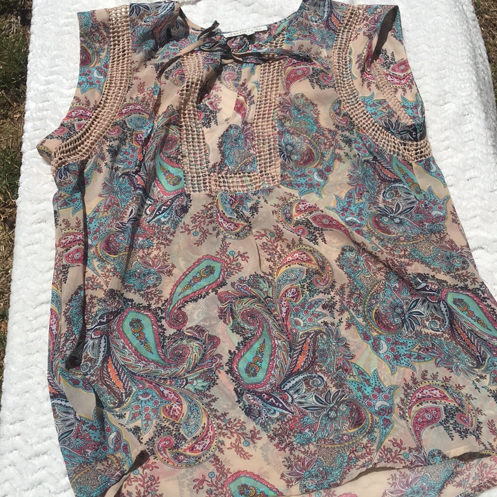 Daniel Rainn blouse